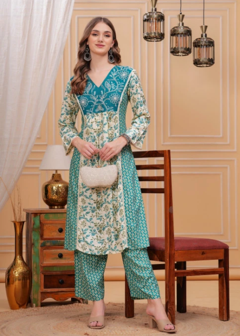 Beautifully Embroidery Straight Kurta with Bottom