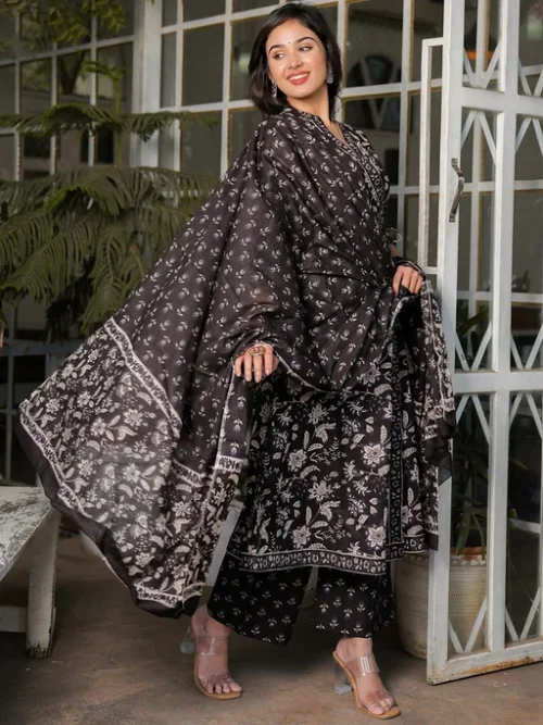 Floral Printed Pure Cotton Kurta With Palazzos & Dupatta Floral Printed Pure Cotton Kurta With Palazzos & Dupatta