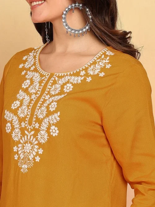 Orange Women Ethnic Motifs Kurta Orange Women Ethnic Motifs Kurta